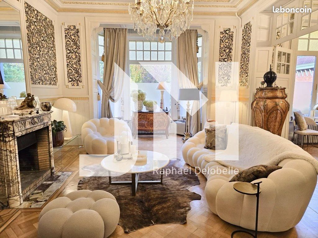 Maison 9 pièces 280 m² · à Valenciennes · 280 m² · 970 000 €