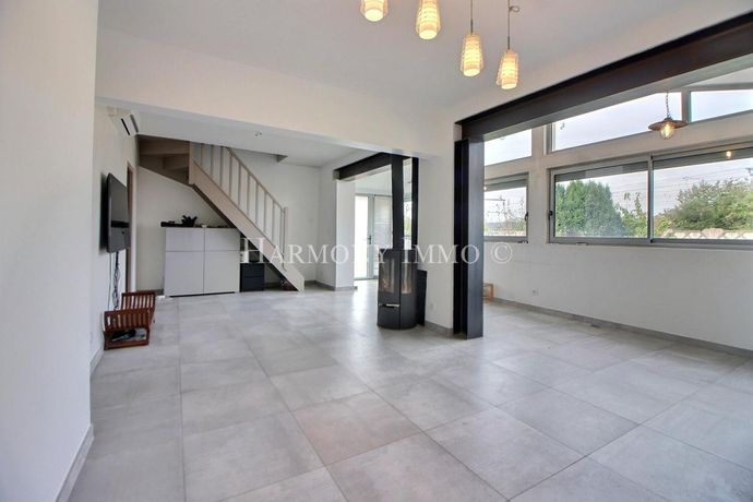 Maison a vendre  - 6 pièce(s) - 155 m2 - Surfyn