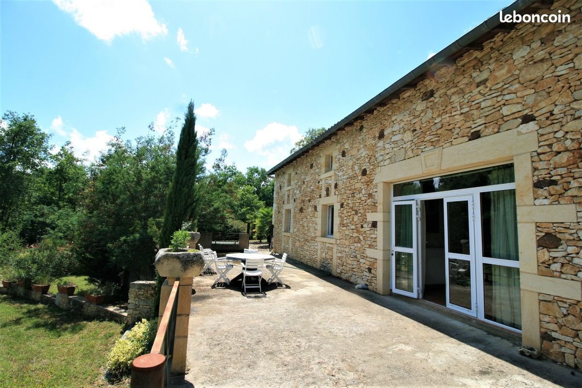 Propriété 10 pièces 346 m² (image 13)