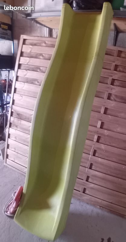 Toboggan et balançoire (image 2)