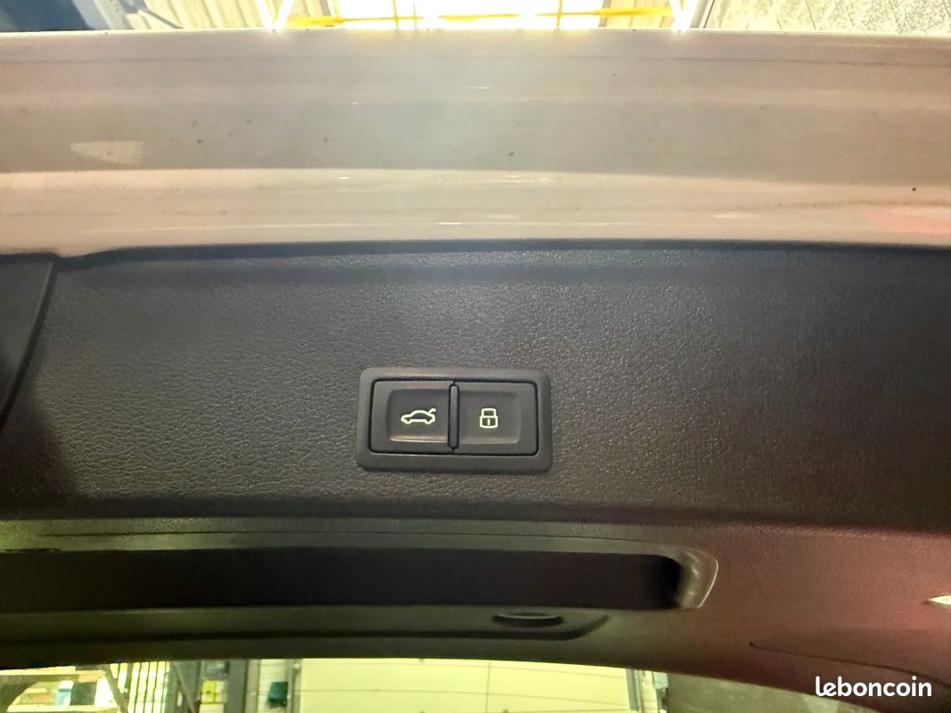 AUDI A4 AVANT BUSINESS 40 TDI 190 S tronic 7 Quattro Business Line (image 38)