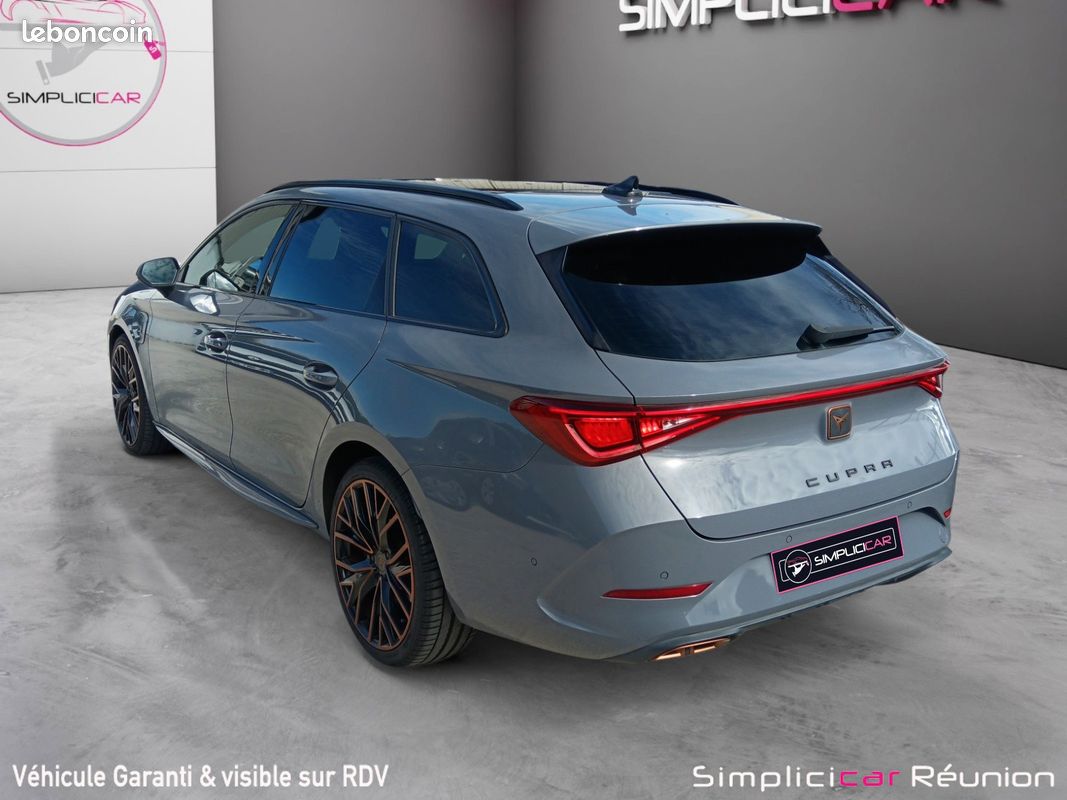 CUPRA LEON SPORTSTOURER 1.4 tsi 245 ch DSG6 VZ toit ouvrant pano (image 3)