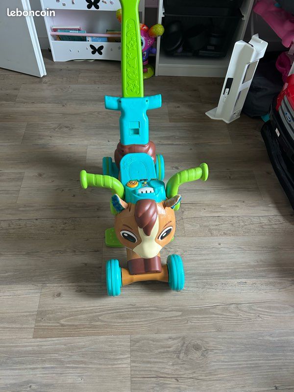 Trotteur porteur Vtech en Mobilier enfant