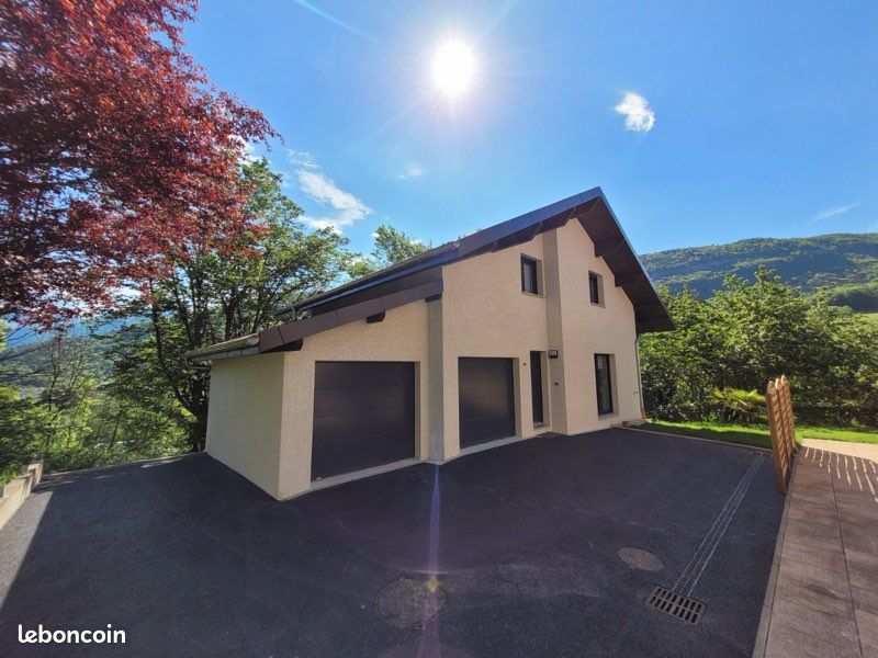 Maison 4 pièces 110 m² · à Annecy · 110 m² · 2 000 €/mois