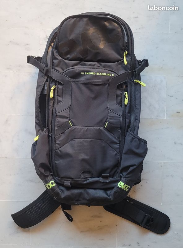 Sac à Dos avec Dorsale Intégrée EVOC PROTECTOR FR ENDURO BLACKLINE
