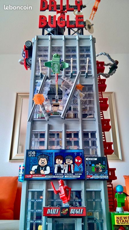 VENDU - Immeuble lego marvel spider man 100% complet 76178 le daily bugle - excellent état (image 1)
