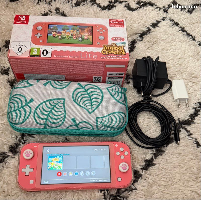Nintendo switch lite (image 2)