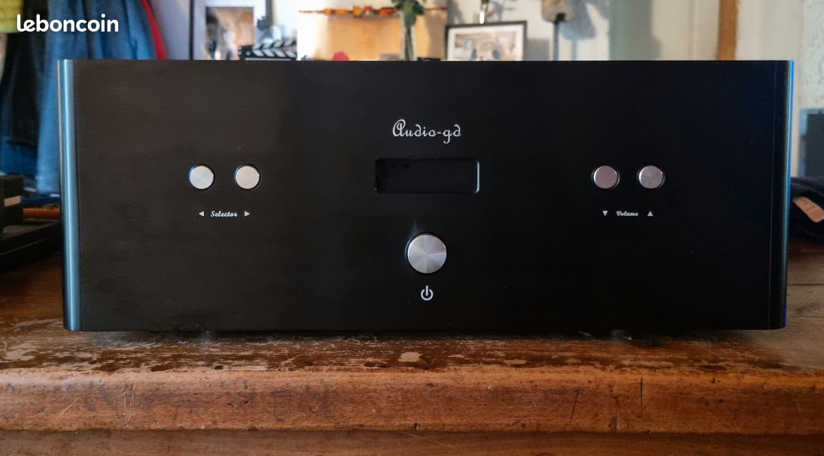 Ampli Audio GD Master 10, entrée Bypass/télécommande alu (image 1)