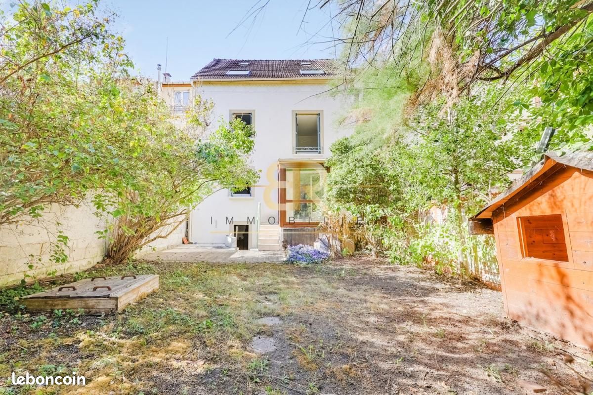 Maison 8 pièces 153 m² · à Bondy · 153 m² · 485 000 €