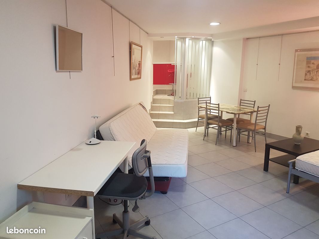 Appartement 1 pièce 35 m² · à Le Kremlin-Bicêtre · 35 m² · 950 €/mois