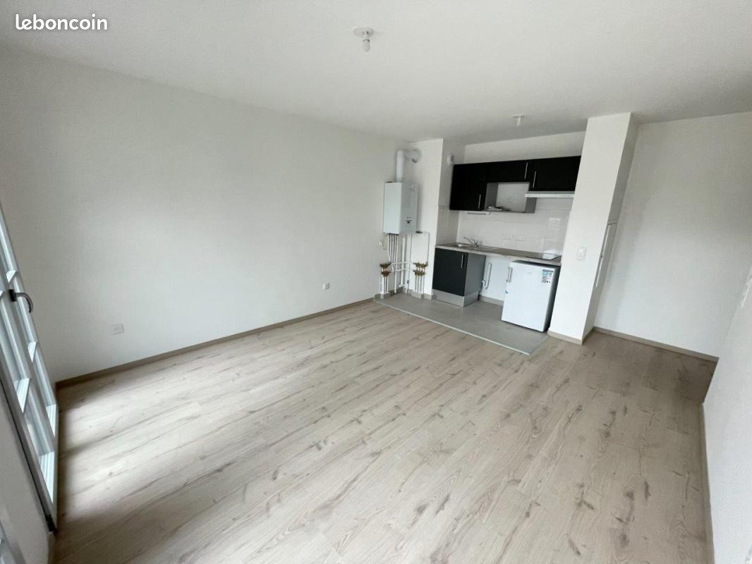 Appartement 2 pièces 43 m² · à Compiègne · 43 m² · 738 €/mois