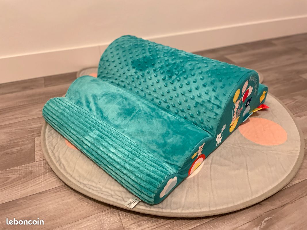Coussin nuage motricité bébé (image 2)