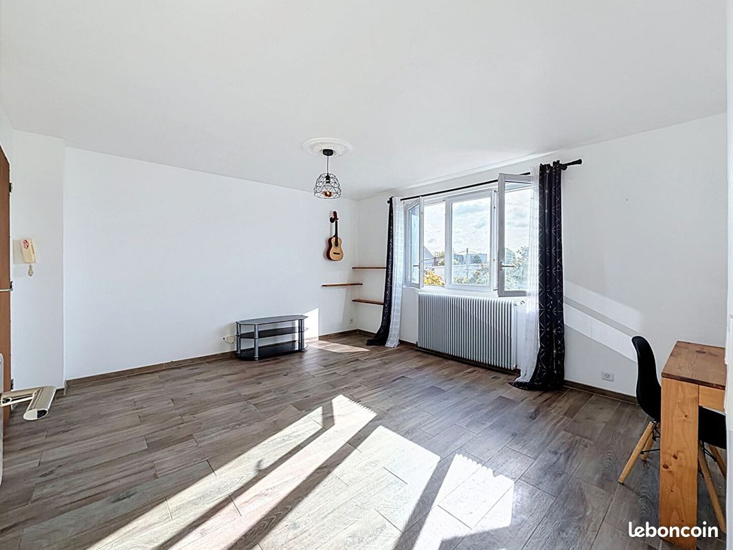 Appartement 3 pièces 60 m² · à Dammarie-les-Lys · 60 m² · 1 000 €/mois