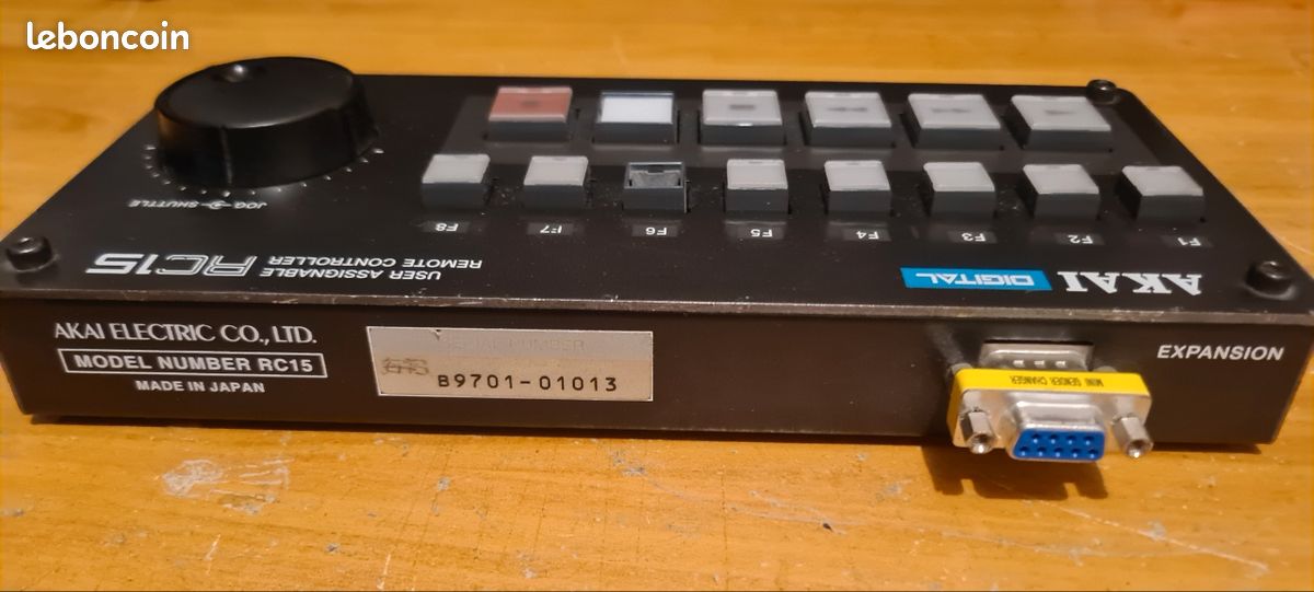 Akai digital user assignable remote controller rc15 (image 2)