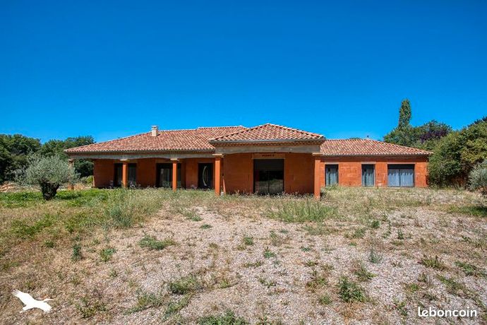 Maison 5 pièces 250 m²