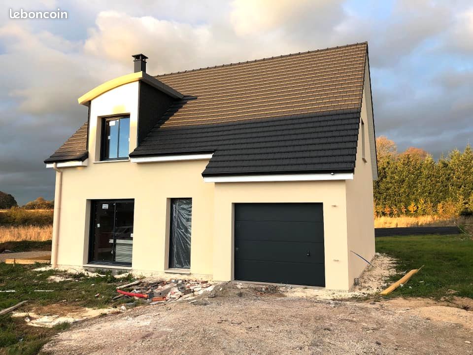 Maison 6 pièces 120 m² · à Saint-Hellier · 120 m² · 209 890 €