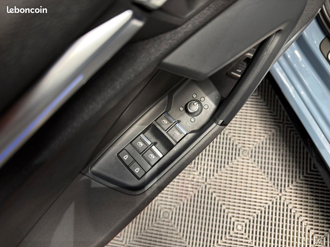 Audi RS3 III SPORTBACK 2.5 TFSI 400 QUATTRO S TRONIC FREINS CERAMIQUE - BANG&OLUFSEN - TOIT OUVRANT (image 23)