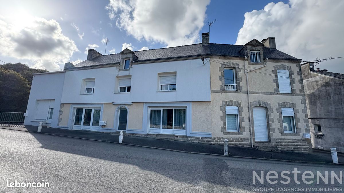 Maison 9 pièces 160 m² · à Baud · 160 m² · 356 320 €