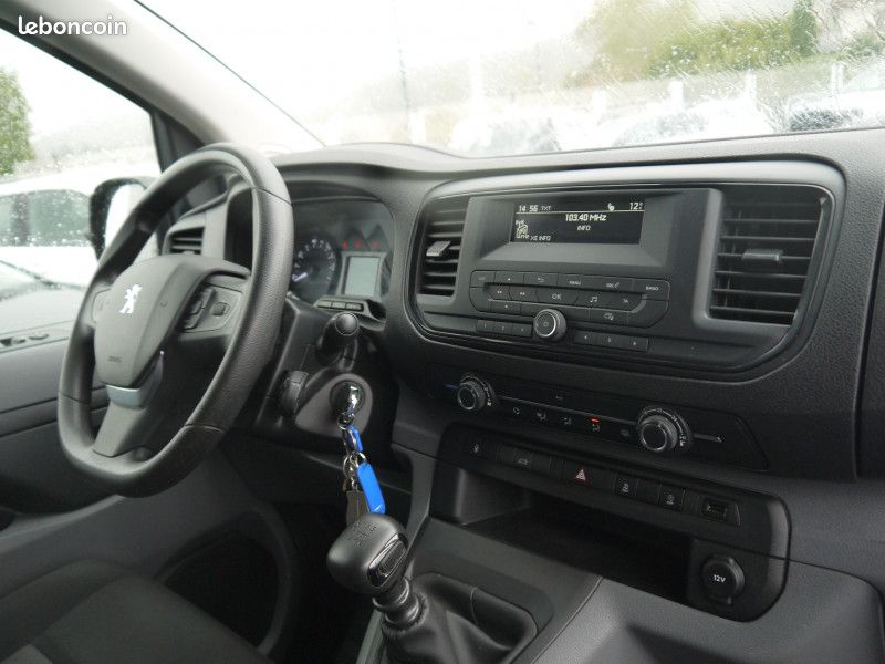 Peugeot EXPERT FG STANDARD HDI 120CH / TVA RECUPERABLE / 11658HT (image 11)