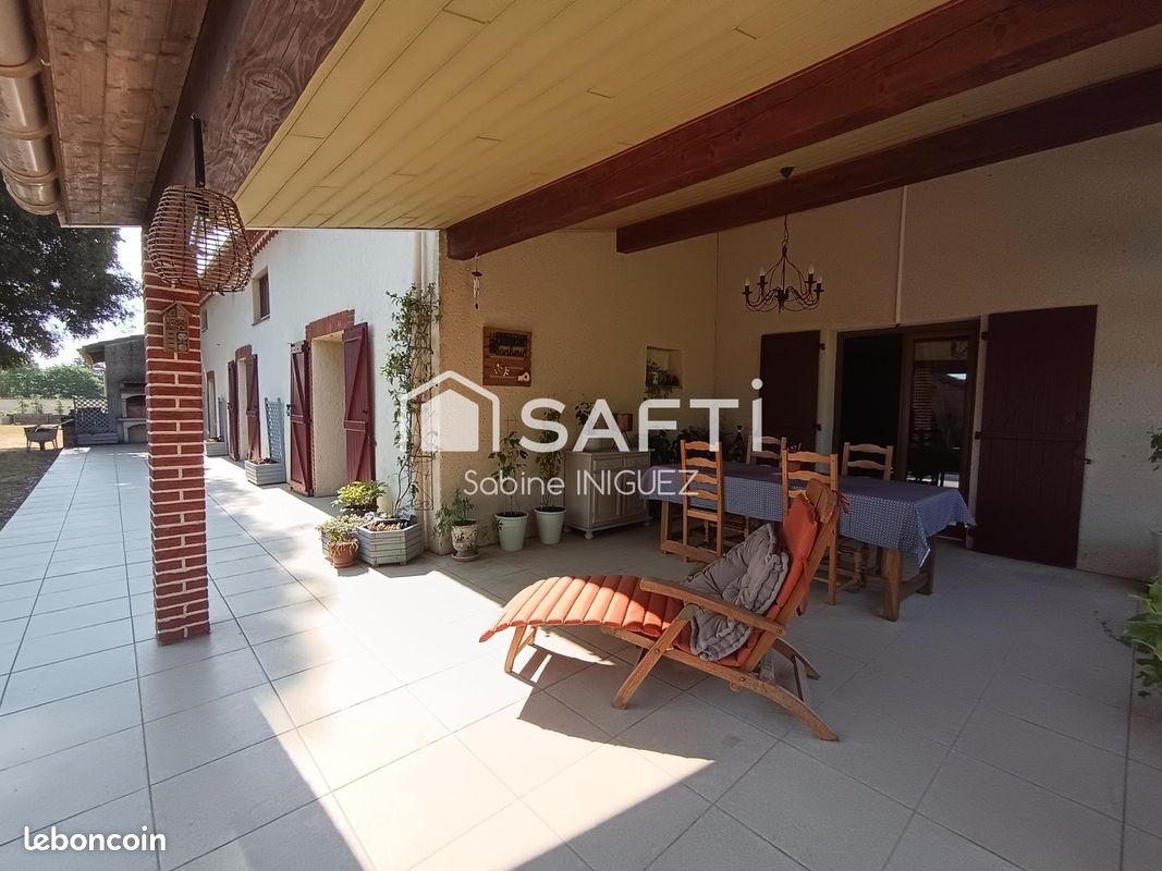 Maison 5 pièces 170 m² · à Guitalens-l'Albarède · 170 m² · 299 000 €