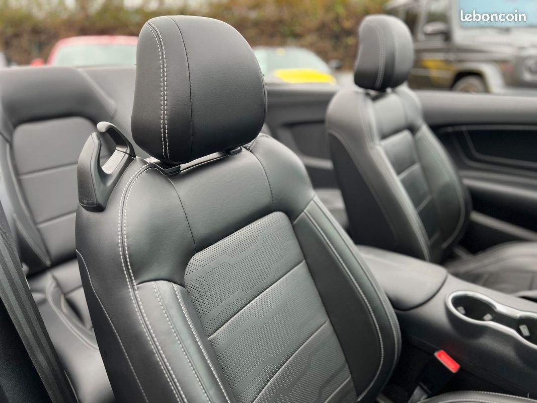 Ford mustang v8 5.0 gt cabriolet boite automatique 1ere main *visible et disponible sur notre parc* suspension magneride systeme audio bang&olufsen 17260 kms 52900 (image 4)