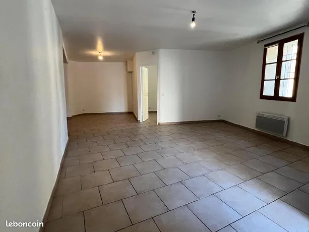 Annonce location Appartement lambesc