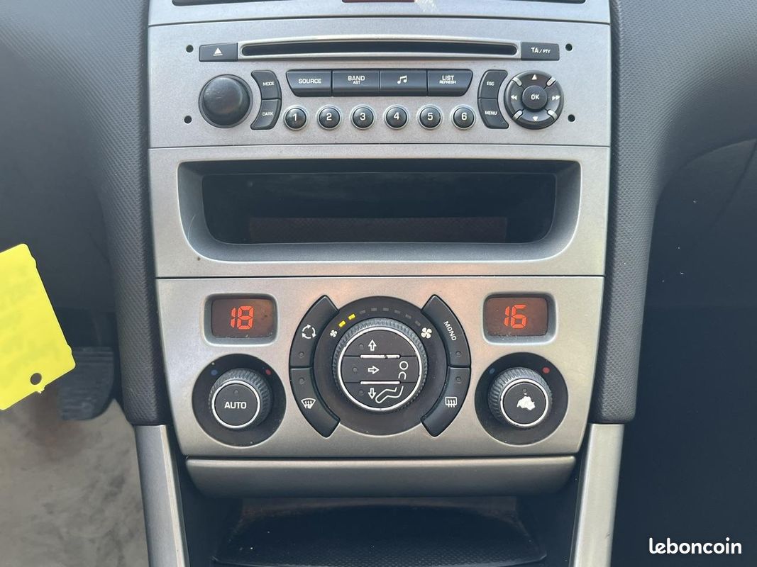 PEUGEOT 308 1.6 e-HDi - 112 CV BERLINE ALLURE PHASE 2 / CLIM AUTO / REGULATEUR / JANTES (image 11)