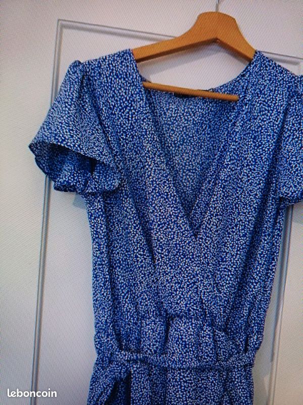 Tres jolie robe (image 3)