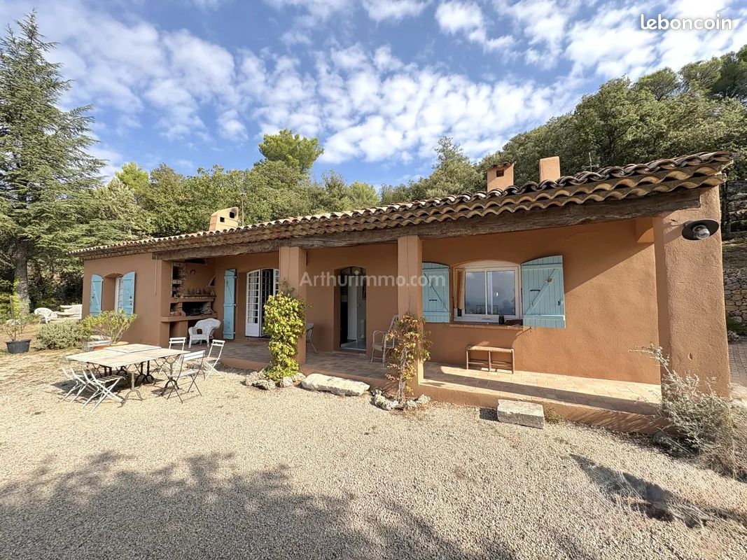 Maison 8 pièces 170 m² · à Tourtour · 170 m² · 645 000 €