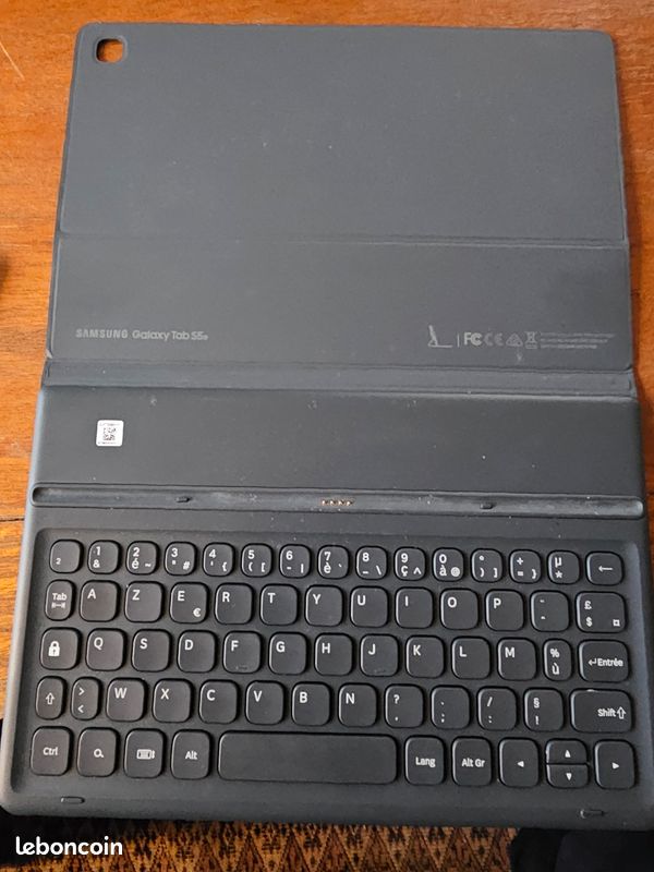 Samsung Galaxy Tab S5e 10,5" noire 128 Go Wifi avec housse de protection et clavier magnetique (image 3)