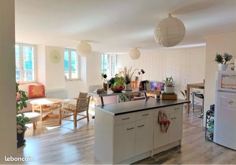 Appartement 3 pièces 99 m² · à Arbois · 99 m² · 750 €/mois