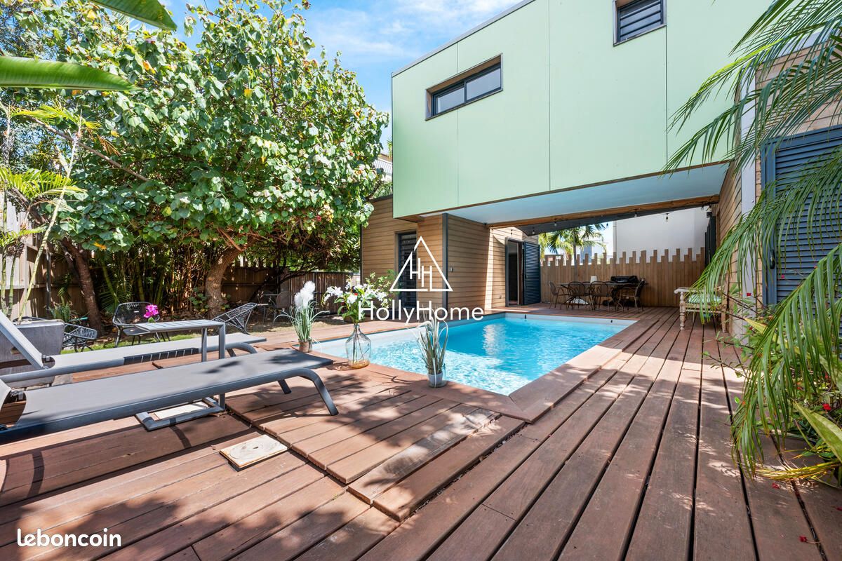 Maison 5 pièces 133 m² · à Saint-Denis · 133 m² · 650 000 €
