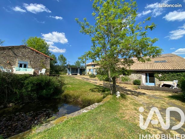 Propriété 9 pièces 183 m²