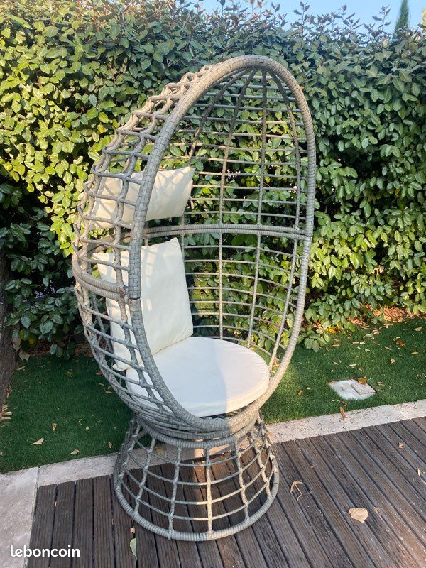 Fauteuil œuf en résine de jardin (image 1)