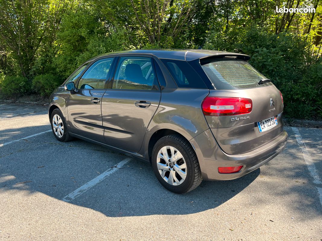 Citroën c4 picasso 130 confort (image 2)