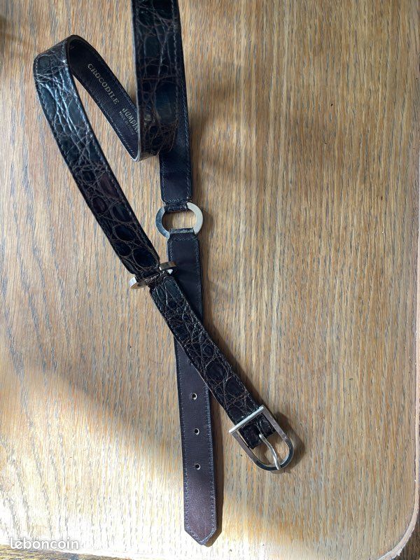 Ceinture en crocodile marron femme (image 1)