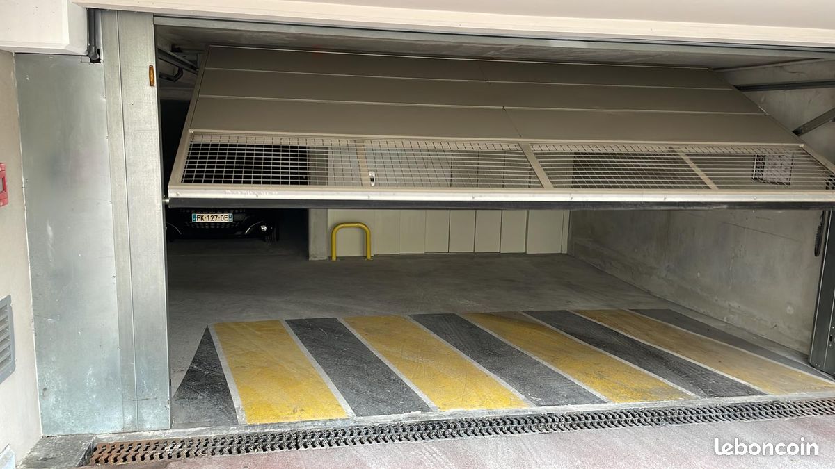 Location place de parking en sous sol (image 1)
