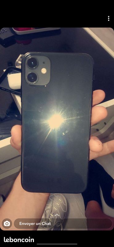 Iphone 11 (image 2)