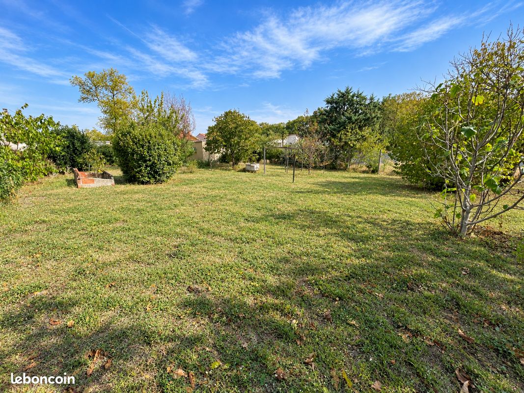 Terrain 584 m² · à Toulouse · 584 m² · 102 720 €