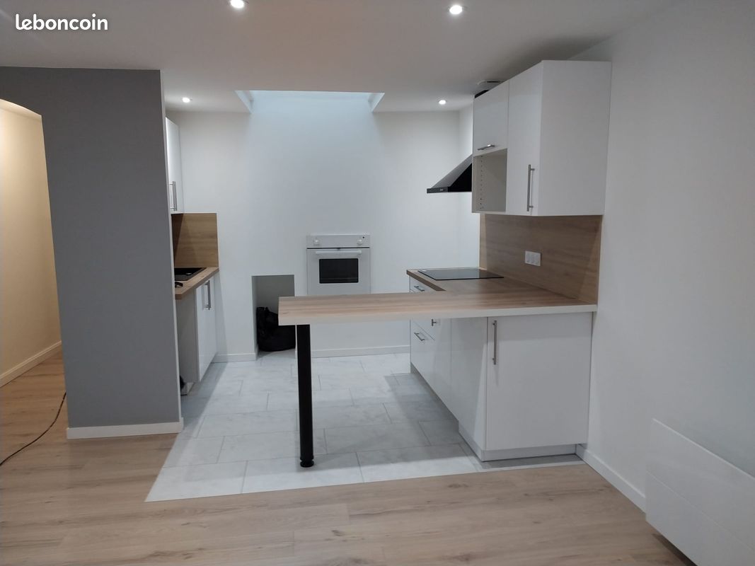 Appartement 2 pièces 50 m² · à Surgères · 50 m² · 650 €/mois