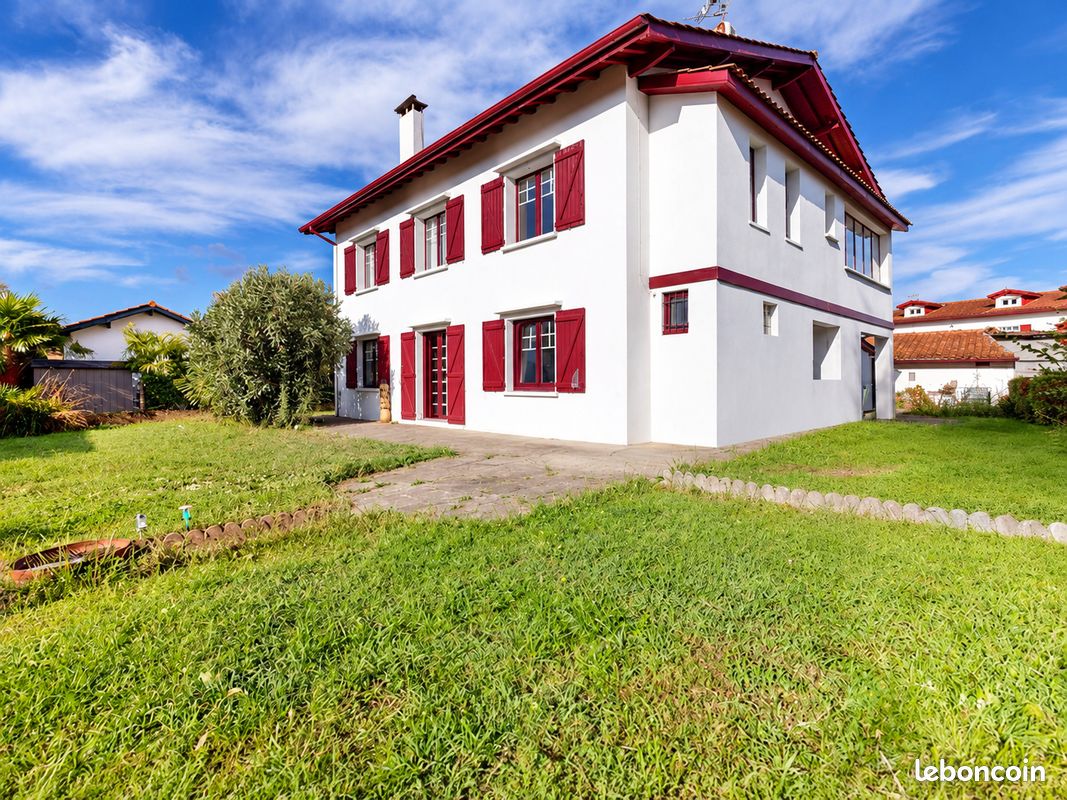 Maison 4 pièces 103 m² · à Ascain · 103 m² · 480 000 €