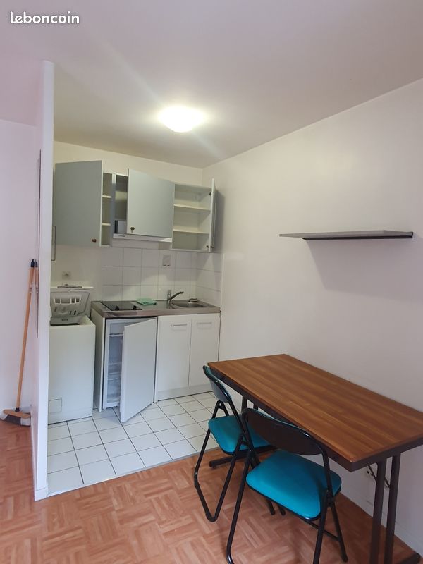 Appartement 1 pièce 29 m² · à Massy · 29 m² · 830 €
