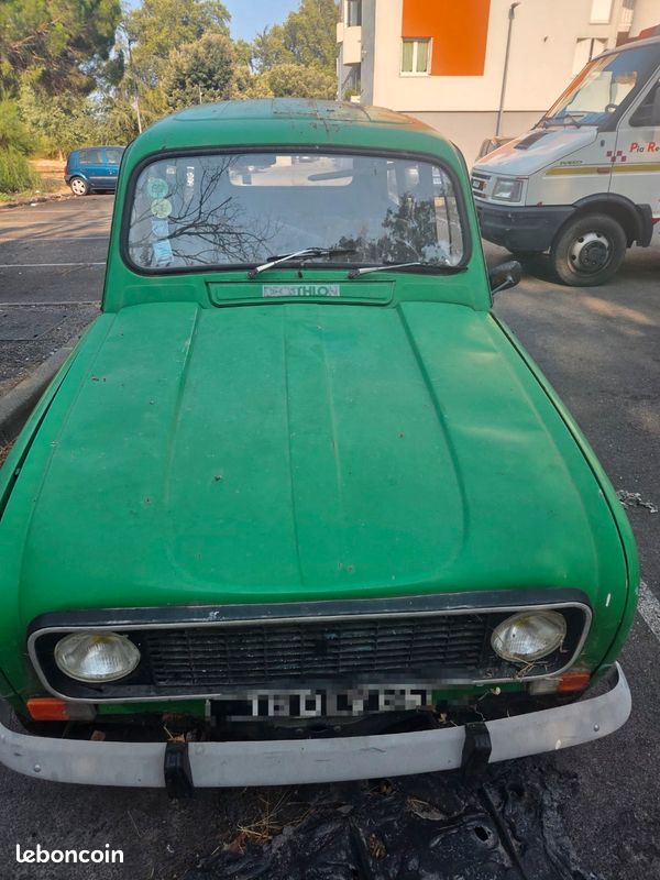 Renault 4L pour pièces ou entière (image 1)
