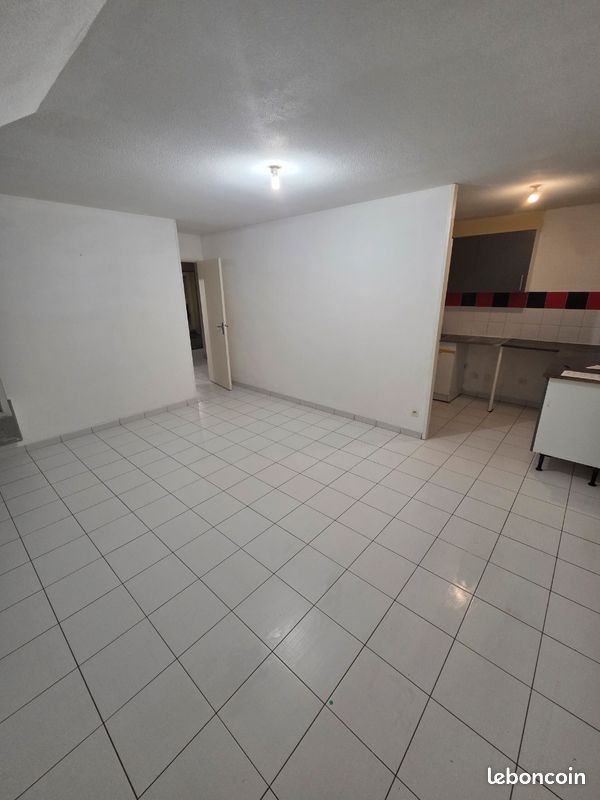 Appartement 2 pièces 47 m² · à Provins · 47 m² · 700 €