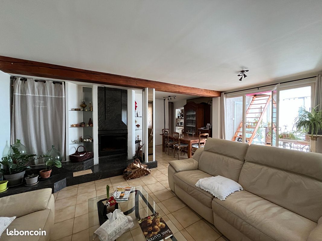 Appartement 4 pièces 93 m² · à Châteauneuf-de-Gadagne · 93 m² · 194 000 €