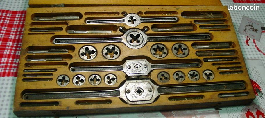 Ancien grand coffret tarauds filière pro PRECY Saint Etienne (image 1)