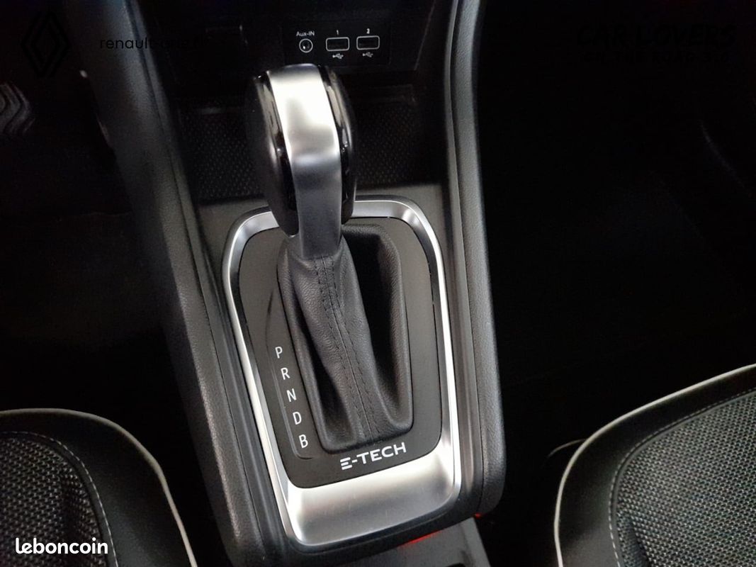 RENAULT Captur E-Tech full hybrid 145 Techno fast track (image 14)