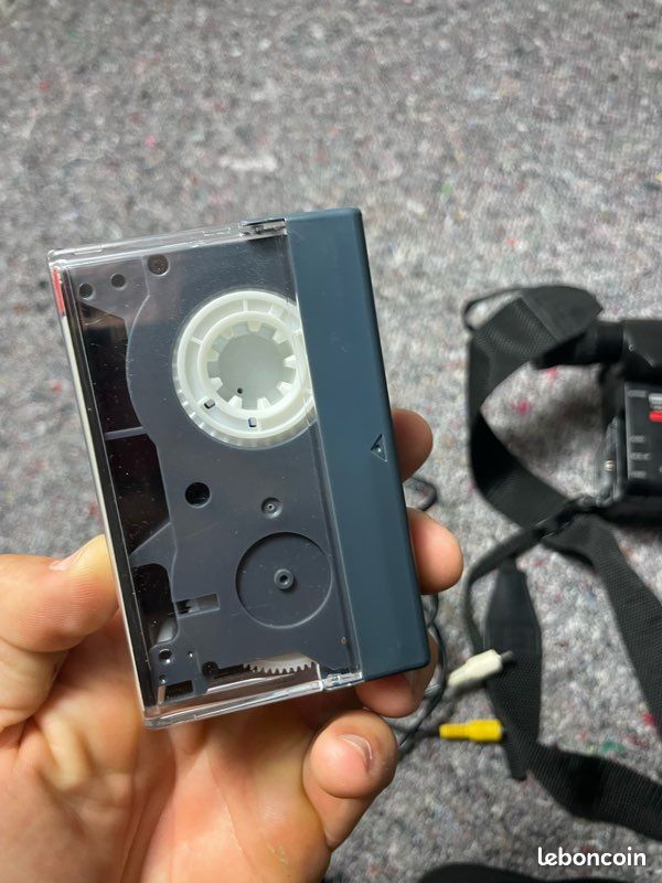 Caméscope vintage Brandt VM 047 C VHS C noir (image 11)