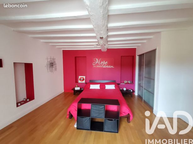 Maison 8 pièces 373 m² — 9