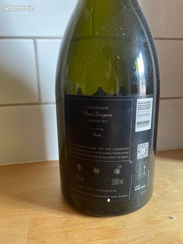 1 Bouteille De La Cuvée Dom Pérignon Millésime Vintage 1990 Epernay France Champagne Rose 75